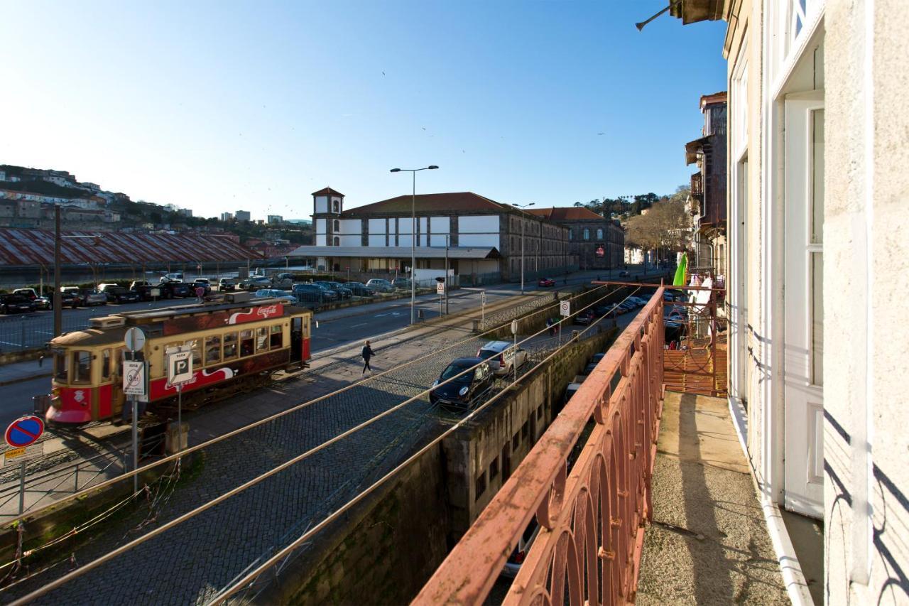 Aposentus - Riverside Miragaia Appartement Porto Buitenkant foto