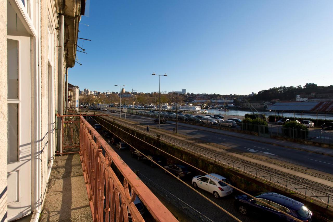 Aposentus - Riverside Miragaia Appartement Porto Buitenkant foto